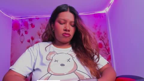 Snapshot of thais_waldrof chatting on 11.01.25 Andreina online show from 11.01.25