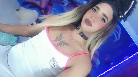 Thalia Girl online show from 02.21.25