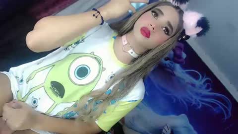 Thalia Girl online show from 03.12.25