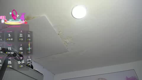 Snapshot of thalia_mills19 chatting on 11.01.25 Andrea online show from 11.01.25