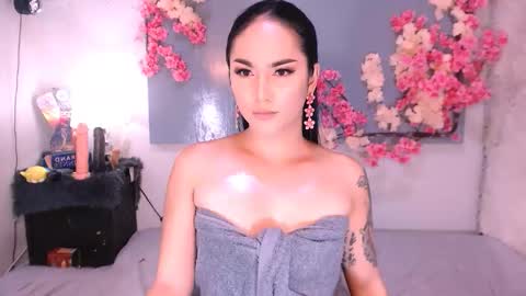 Snapshot of thalia_venture chatting on 10.18.25 Thalia online show from 10.18.25