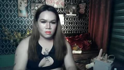 thaliafoxyummy online show from 03.04.25