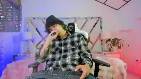 thanier_18 online show from 04.16.26