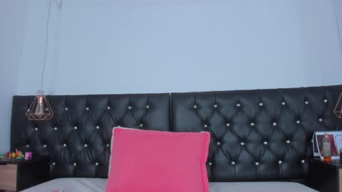 thara webstter online show from 12.24.24