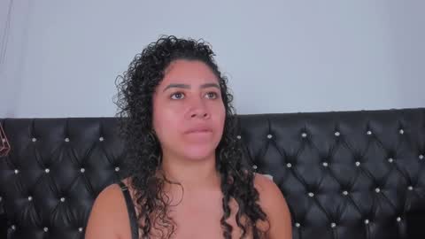 thara webstter online show from 01.11.25