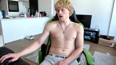 liammlust online show from 02.07.26