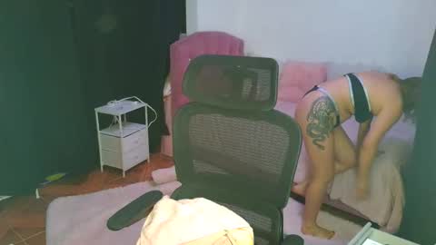   online show from 11.21.25