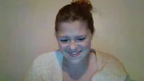 Snapshot of thatgirl4201 chatting on 11.04.25 thatgirl4201 online show from 11.04.25