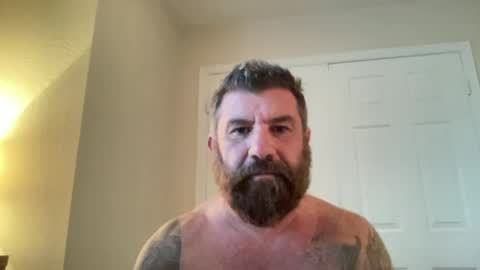 Snapshot of thatguybearded chatting on 01.09.25 ThatGuyBearded online show from 01.09.25