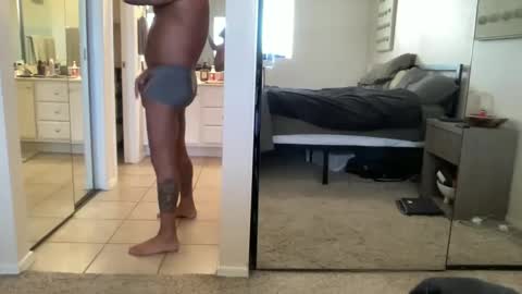 Snapshot of thatguybearded chatting on 03.09.25 ThatGuyBearded online show from 03.09.25