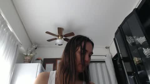 Snapshot of thayanizreal chatting on 04.18.26 thayanizreal online show from 04.18.26