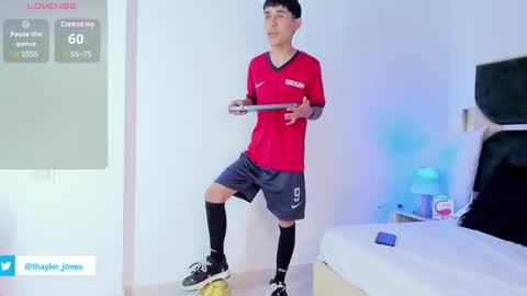 Thayler  online show from 01.12.25