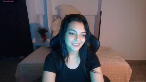 Snapshot of thays_mawakye01 chatting on 03.30.26 Paola online show from 03.30.26