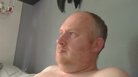 Snapshot of the007146368 chatting on 04.19.26 the007146368 online show from 04.19.26