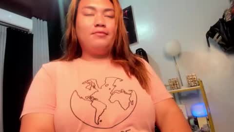 Snapshot of the1thatyou_looking4 chatting on 02.19.26 bethany online show from 02.19.26