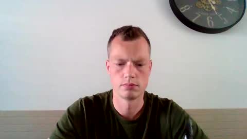 Snapshot of the___rocky200 chatting on 06.01.26 Dennis online show from 06.01.26