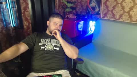 Snapshot of the_avengersgth chatting on 07.27.26 thor lord online show from 07.27.26
