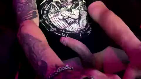 Snapshot of the_dizzy chatting on 10.07.25 Sinner online show from 10.07.25