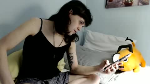 Snapshot of the_dough_nut chatting on 02.20.26 The Dough-Nut online show from 02.20.26