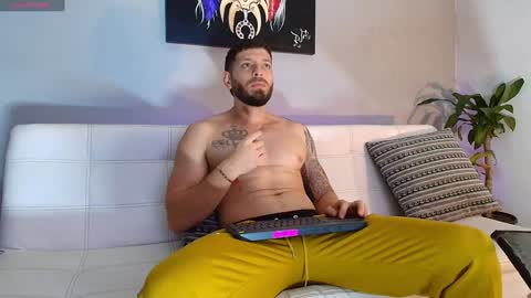 SCOTT  THEO  KAMERON  GENDERSON online show from 12.12.24