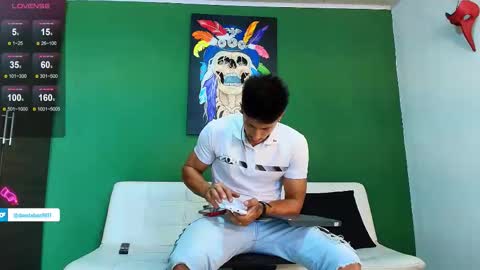 SCOTT  THEO  KAMERON  GENDERSON online show from 09.12.25