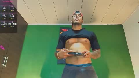 SCOTT  THEO  KAMERON  GENDERSON online show from 10.31.25