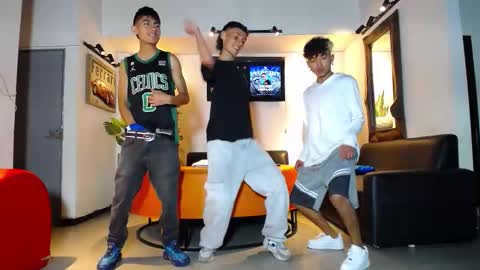 Snapshot of the_goodfellas chatting on 02.16.26 the goodfellas online show from 02.16.26