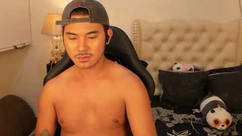 Snapshot of the_killian_jones chatting on 09.11.25 ken online show from 09.11.25