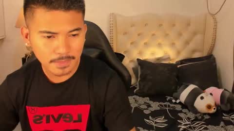 Snapshot of the_killian_jones chatting on 09.20.25 ken online show from 09.20.25