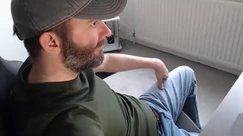 Snapshot of the_sensual_masturwait chatting on 02.20.26 the_sensual_masturwait online show from 02.20.26