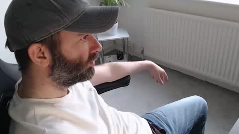 Snapshot of the_sensual_masturwait chatting on 02.27.26 the_sensual_masturwait online show from 02.27.26