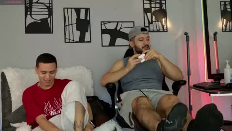 Snapshot of the_suite_boys chatting on 03.30.26 Damian and Nico online show from 03.30.26
