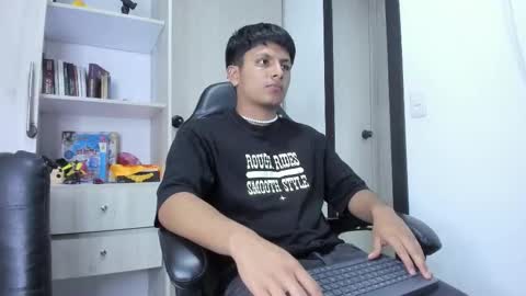 Danny online show from 11.28.25