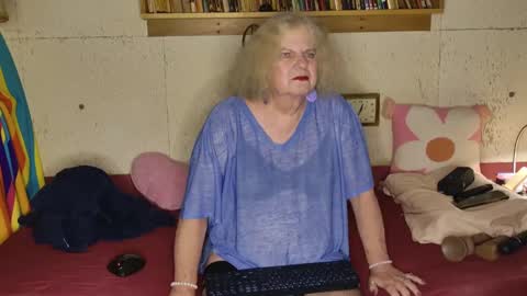 thea TheaDora online show from 09.20.25