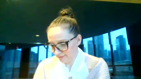 Snapshot of theaddisonphoenix chatting on 02.06.25 Addison Phoenix online show from 02.06.25