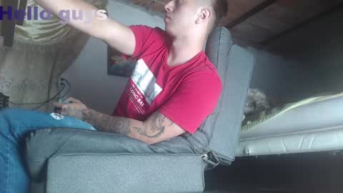 Snapshot of theangelmiguel chatting on 02.17.25 Miguel Angel online show from 02.17.25