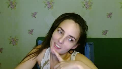 Snapshot of theanna510763 chatting on 11.12.25 theanna510763 online show from 11.12.25