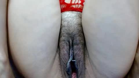 Snapshot of thebestpussyhairy chatting on 12.13.24 Karla online show from 12.13.24