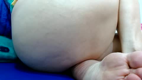 Snapshot of thebestpussyhairy chatting on 12.16.24 Karla online show from 12.16.24