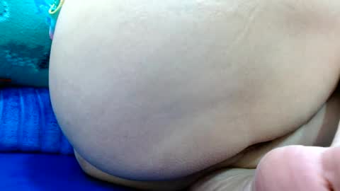 Snapshot of thebestpussyhairy chatting on 02.17.25 Karla online show from 02.17.25