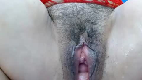 Snapshot of thebestpussyhairy chatting on 02.26.25 Karla online show from 02.26.25