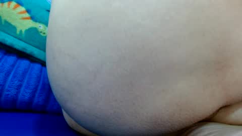 Snapshot of thebestpussyhairy chatting on 03.06.25 Karla online show from 03.06.25