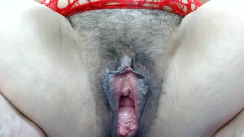 Snapshot of thebestpussyhairy chatting on 03.06.25 Karla online show from 03.06.25