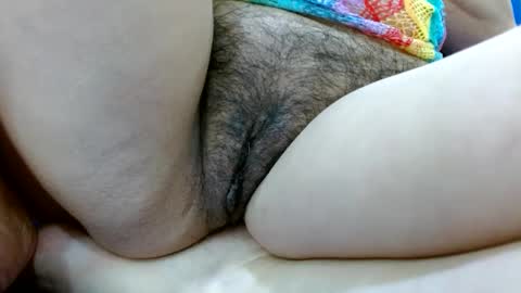 Snapshot of thebestpussyhairy chatting on 03.09.25 Karla online show from 03.09.25