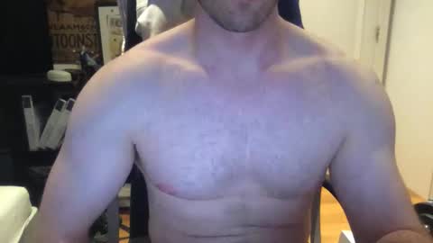 Snapshot of thebigbelgstud09 chatting on 10.12.25 Chris online show from 10.12.25