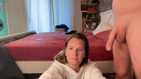 Snapshot of theclassmom chatting on 02.08.26 Stephanie and Jason Class online show from 02.08.26