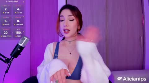 Snapshot of thecosmicgirl chatting on 10.23.25 Alicia Alikath online show from 10.23.25