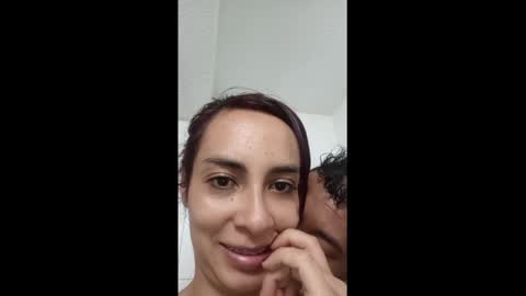 Snapshot of thecrazy_couple chatting on 01.12.25 Amber online show from 01.12.25