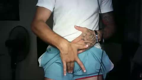 Snapshot of thedragonboyxxx chatting on 03.15.26 thedragonboyxxx online show from 03.15.26