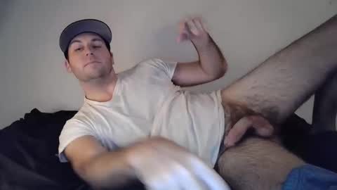 Snapshot of theetwohander chatting on 11.11.25 Theetwohander online show from 11.11.25